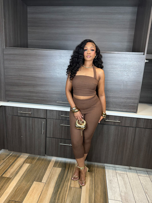BROWN HALTER CAPRI SET